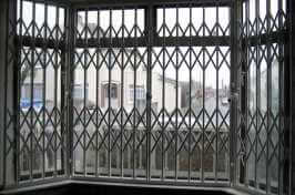 lattice gates for window security
